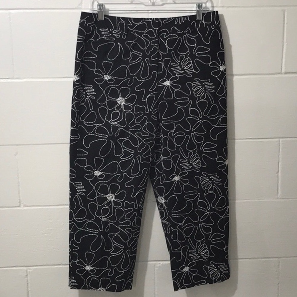 NWT TALBOTS FLORAL EMBROIDERED CAPRIS, Size 10